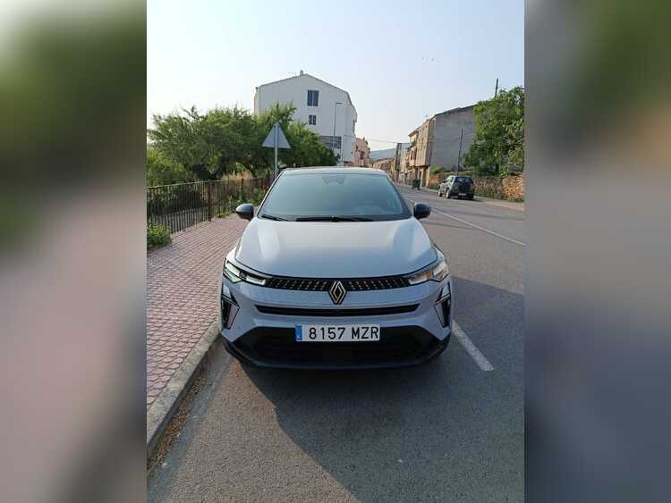 Renault Captur E-TECH FULL HYBRID  foto 5